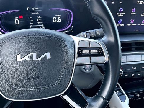 Certified 2025 Kia Telluride S FWD image 25