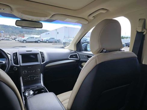 Used 2019 Ford Edge SEL w/ Equipment Group 201A image 14