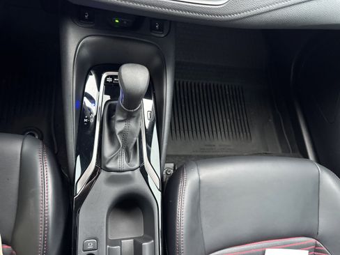 Used 2024 Toyota Corolla XSE image 15