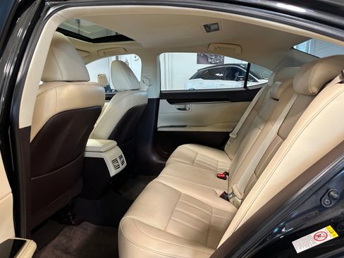 Used 2017 Lexus ES 350 FWD image 41