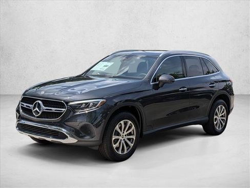 Used 2026 Mercedes-Benz GLC 300 image 12