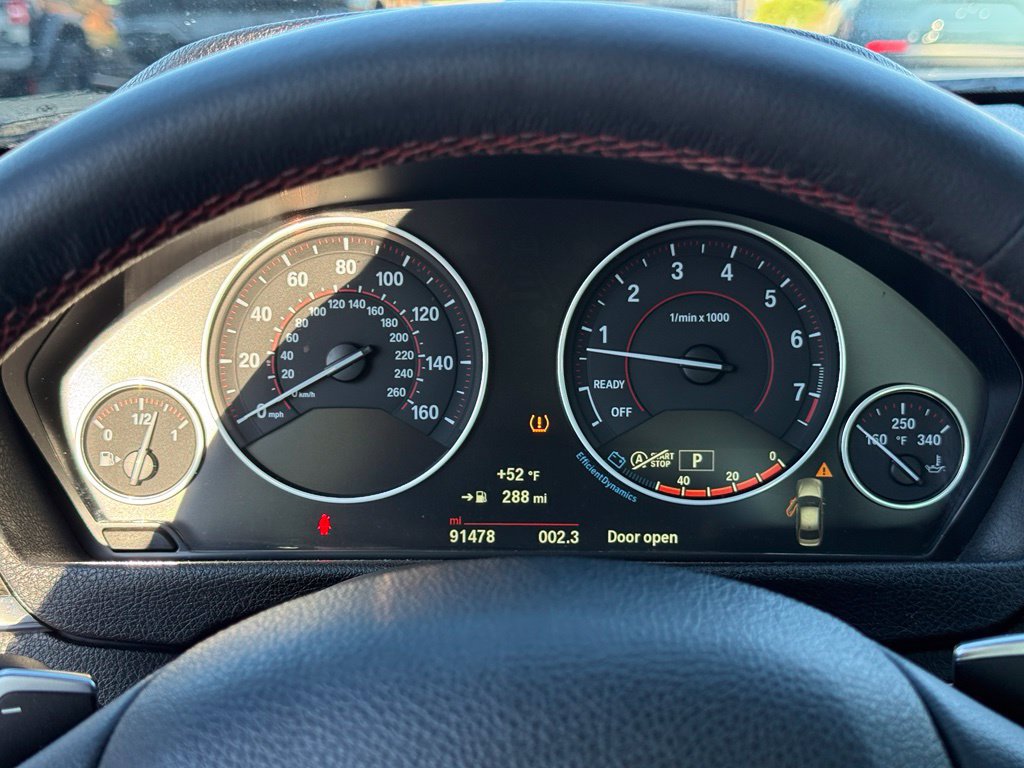 Used 2018 BMW 330i xDrive Sedan AWD/4WD image 17