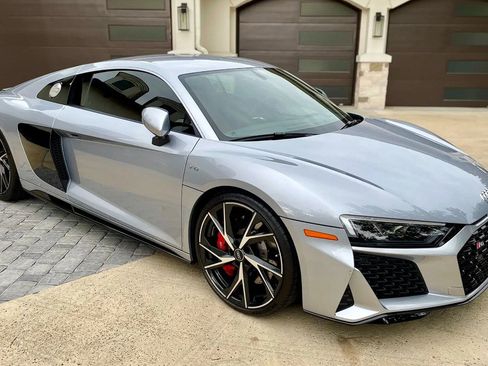 Used 2022 Audi R8 V10 performance image 10