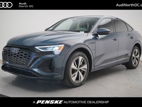 Used 2024 Audi Q8 e-tron Premium image 1