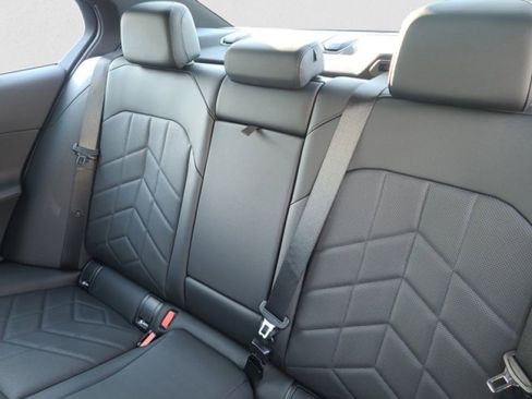 Used 2024 BMW i5 eDrive40i w/ M Sport Package image 19