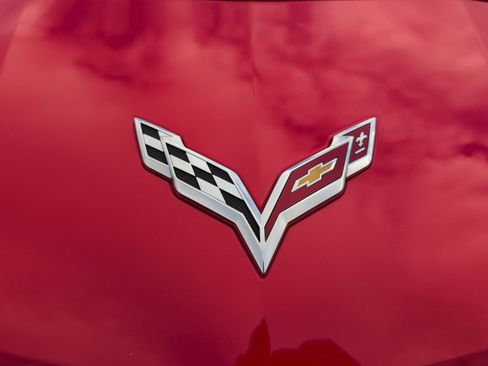 Used 2014 Chevrolet Corvette Stingray Coupe w/ 2LT Preferred Equipment Group image 30