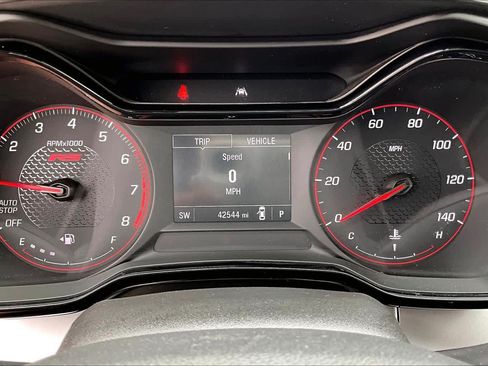 Used 2024 Chevrolet Trax RS w/ Driver Confidence Package FWD image 24