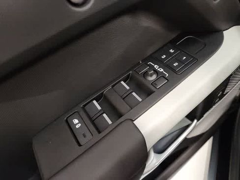 Used 2024 Land Rover Defender 110 S AWD/4WD image 22