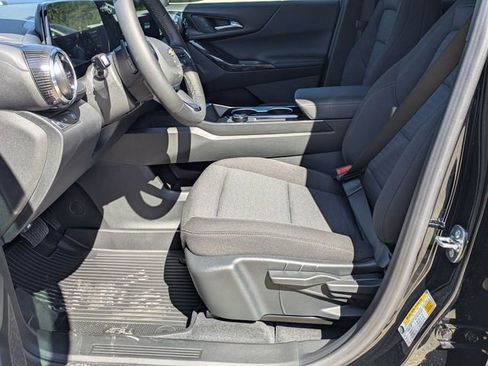 New 2026 Chevrolet Equinox LT FWD image 10