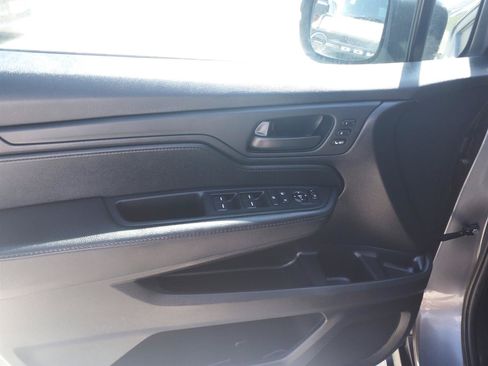 Used 2025 Honda Odyssey EX-L image 12