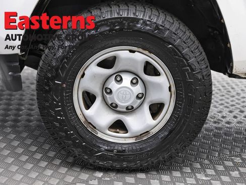 Used 2021 Toyota Tacoma SR RWD image 30