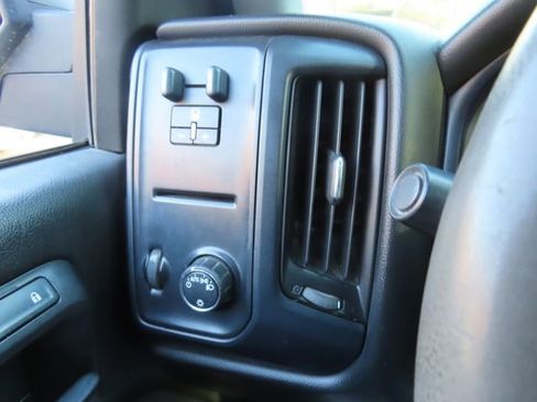 Used 2015 Chevrolet Silverado 2500 W/T image 21