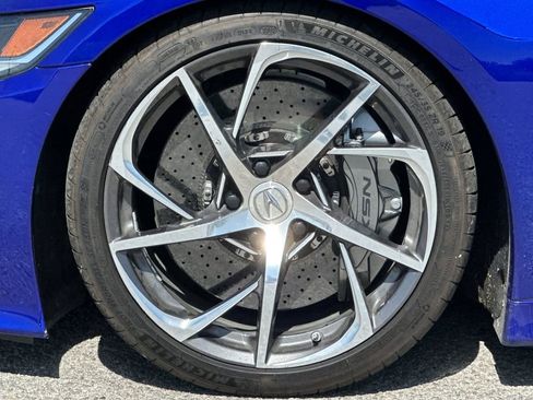 Used 2017 Acura NSX AWD/4WD image 29