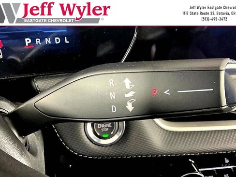 New 2026 Chevrolet Equinox LT w/ Convenience Package II FWD image 35