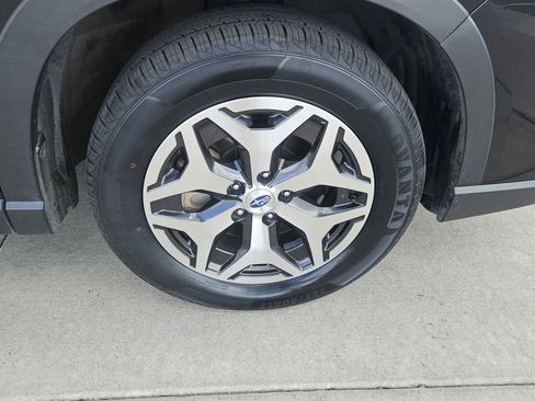 Used 2021 Subaru Forester Premium w/ Popular Package #1 AWD/4WD image 2