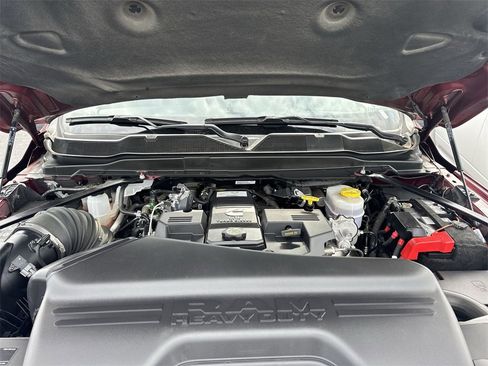 Used 2024 RAM 3500 Limited image 26