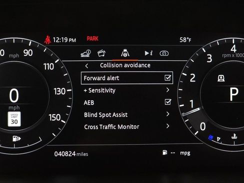 Used 2022 Land Rover Range Rover Westminster Edition image 24