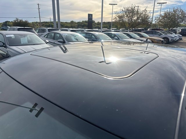 Used 2018 Volkswagen Passat 2.0T SEL Premium FWD image 10