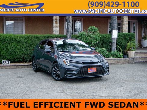 Used 2025 Toyota Corolla SE FWD image 1