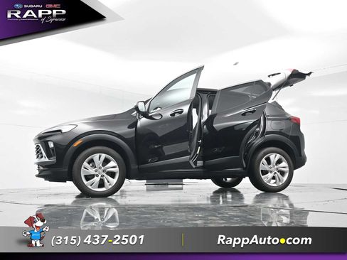 Used 2024 Buick Encore GX Preferred AWD/4WD image 36
