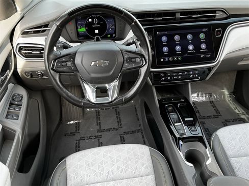 Used 2022 Chevrolet Bolt EUV Premier w/ Launch Edition image 10