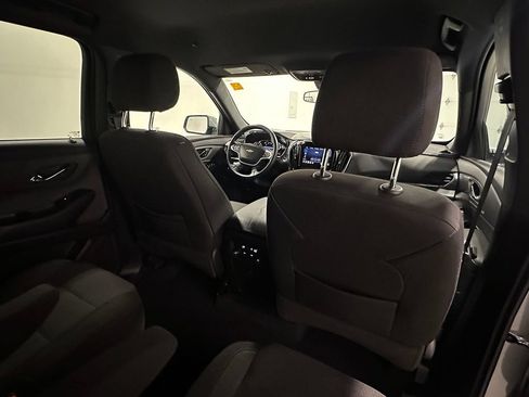 Used 2023 Chevrolet Traverse LT FWD image 26