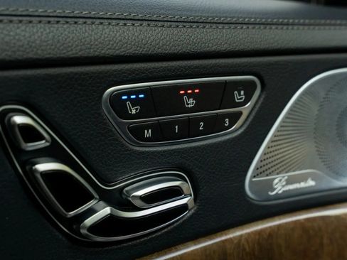 Used 2014 Mercedes-Benz S 63 AMG 4MATIC Sedan image 29