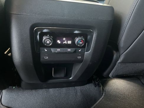 New 2025 Chevrolet Tahoe Premier image 19