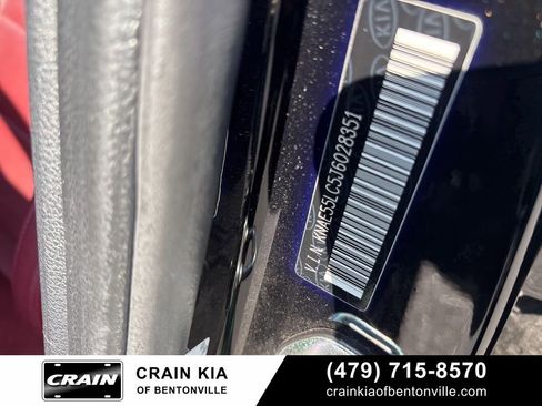 Used 2018 Kia Stinger GT2 AWD/4WD image 12