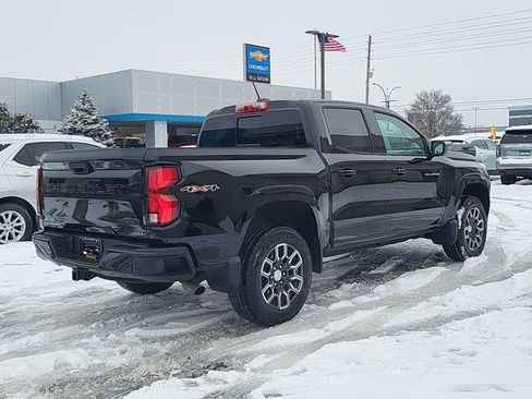 Used 2023 Chevrolet Colorado LT image 3