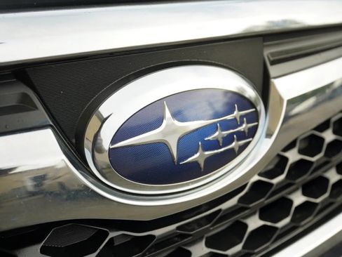 Used 2016 Subaru Forester 2.5i Limited AWD/4WD image 10