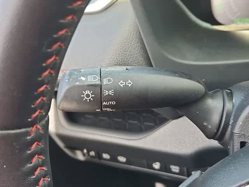 Used 2025 Toyota RAV4 XSE w/ Weather Package image 27