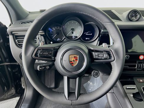 New 2026 Porsche Macan S image 12