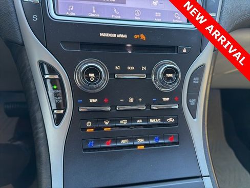 Used 2020 Lincoln Nautilus Reserve w/ Equipment Group 201A image 15