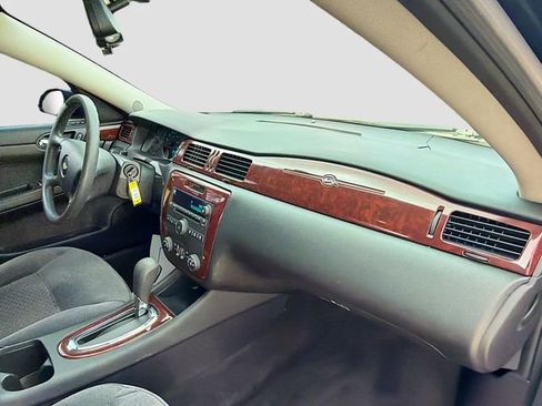 Used 2009 Chevrolet Impala LS image 13