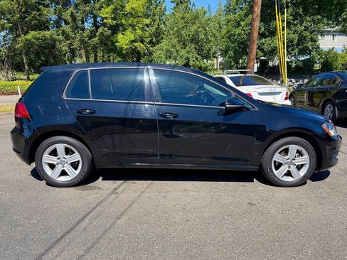Used 2017 Volkswagen Golf Wolfsburg Edition FWD image 7