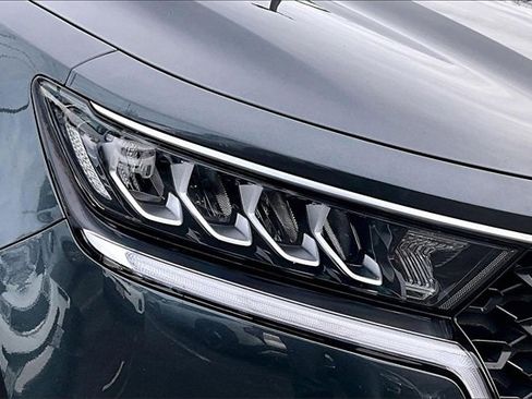 Used 2023 Kia Sorento LX image 28