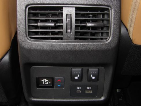 Certified 2023 Nissan Rogue Platinum w/ Platinum Premium Package image 27