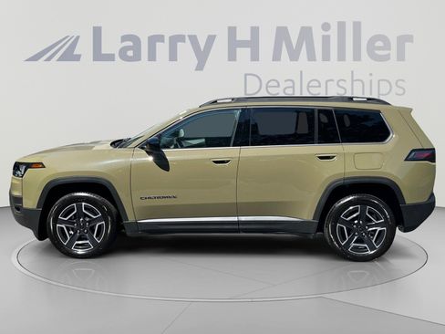 New 2026 Jeep Cherokee Laredo AWD/4WD image 2