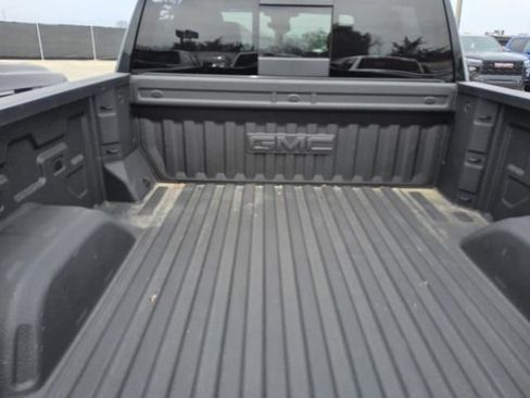 Used 2025 GMC Sierra 1500 Denali w/ Denali Reserve Package AWD/4WD image 6