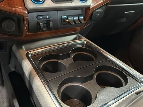 Used 2016 Ford F350 King Ranch w/ King Ranch w/Chrome Package AWD/4WD image 34