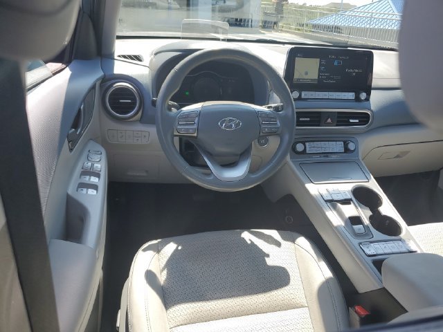 Used 2021 Hyundai Kona Ultimate w/ Cargo Package FWD image 11
