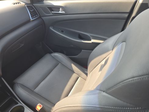 Used 2017 Hyundai Tucson Limited FWD image 16