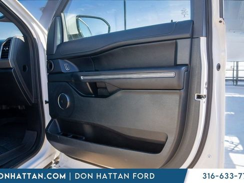 Used 2021 Ford Expedition XLT AWD/4WD image 25