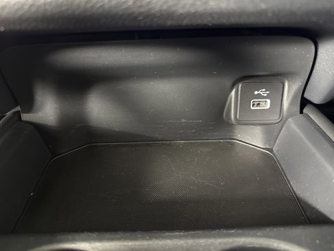 Certified 2025 Honda HR-V Sport image 28