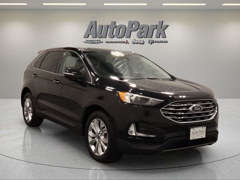 Used 2022 Ford Edge Titanium AWD/4WD image 1
