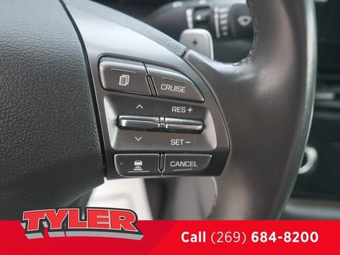 Used 2022 Hyundai Ioniq SEL FWD image 26