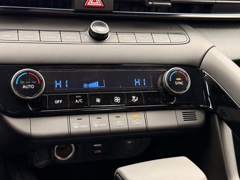 New 2026 Hyundai Elantra Sport image 16