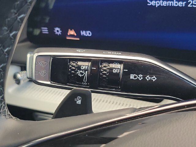 Used 2025 Cadillac Optiq Sport 2 w/ LPO, Floor Liner Package AWD/4WD image 14