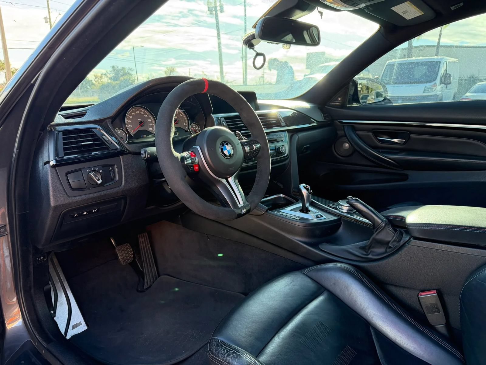 Used 2015 BMW M4 Coupe RWD image 12